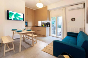 2 Bedroom Apt with Secret Garden In The heart Of Athens